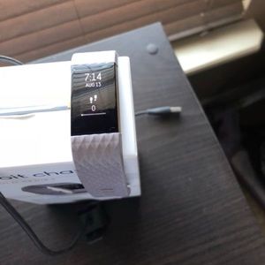 Fitbit charge 2 rose gold edition